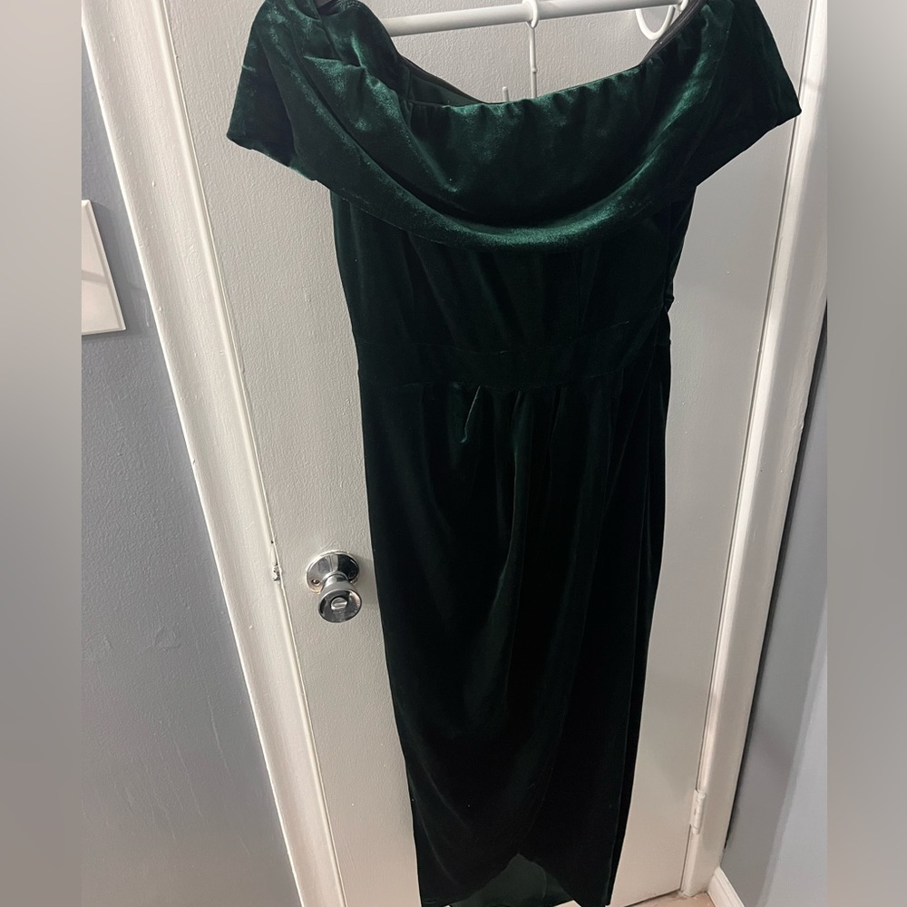Over the shoulder dress